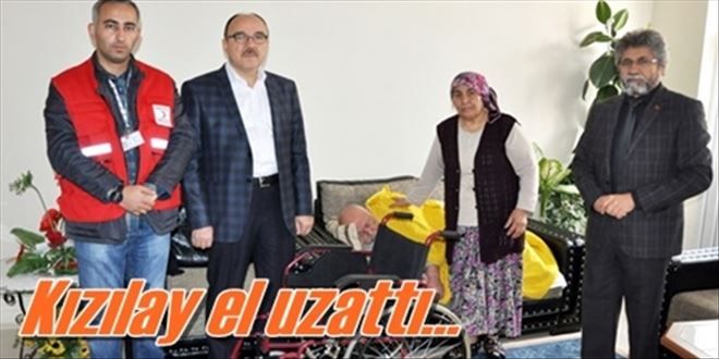 Kızılay bir aileyi daha sevindirdi