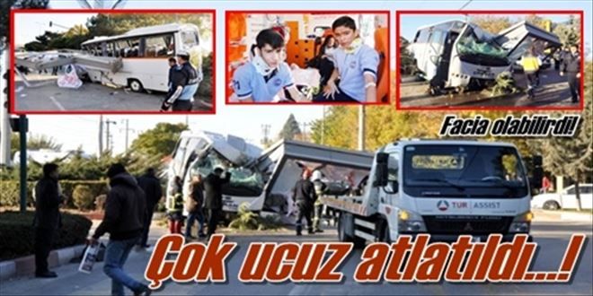 Servis minibüsünün  freni patladı: 17 yaralı