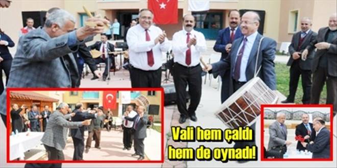 Yaşlılarla kutlama yapıldı