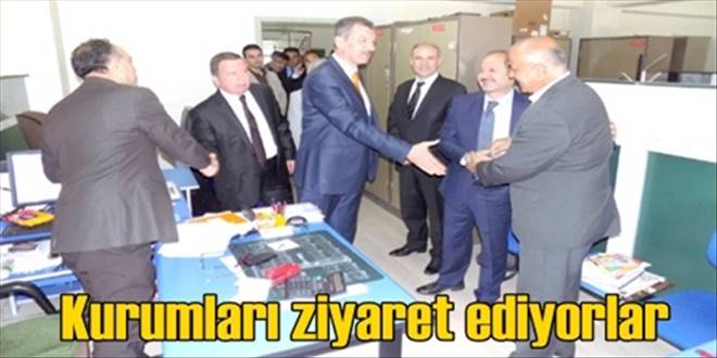 Ak Parti 1 günde 16  kurum ziyaret etti