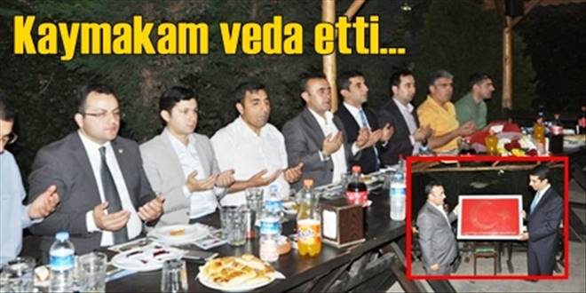  Sizlerden ayrılmanın hüznünü yaşıyorum