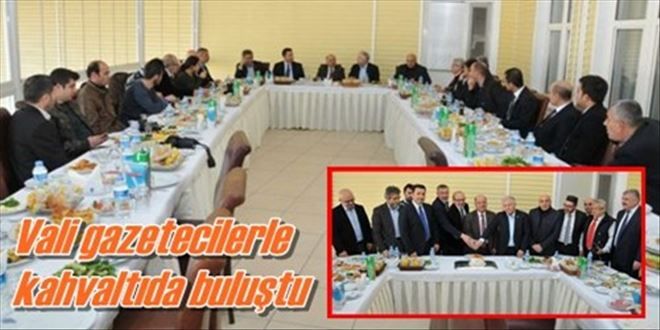 Vali´den gazetecilere jest