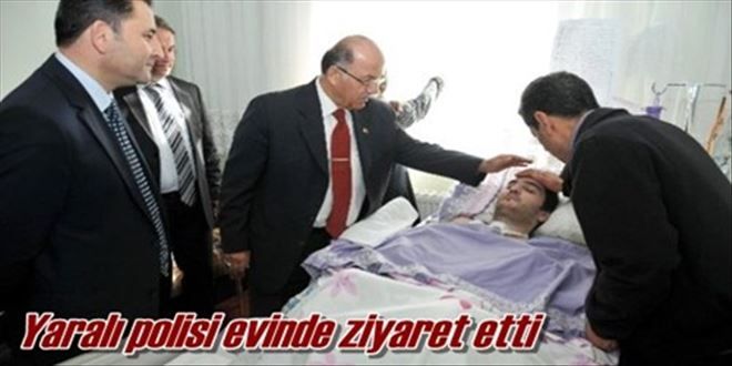 Yaralı polisi ziyaret etti