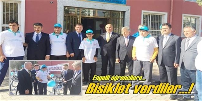 Engellilere bisiklet dağıtıldı