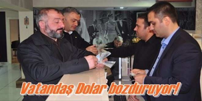 Vatandaş dolardan vazgeçiyor!