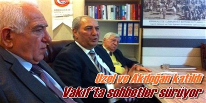 Vakıfta sohbetler sürüyor