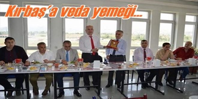 Kırbaş personelle vedalaştı