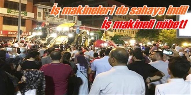 İş makineleri meydana indi