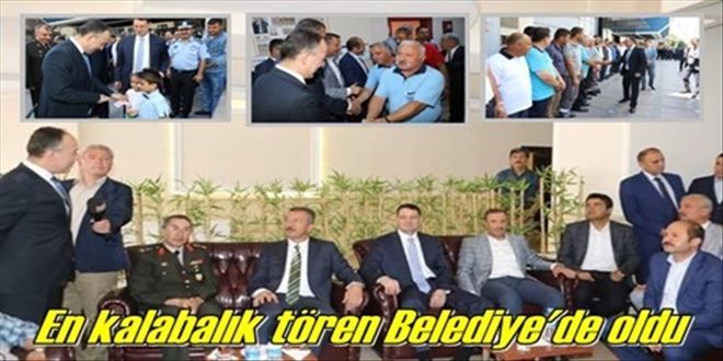 Belediyede Bayramlaşma izdihamı