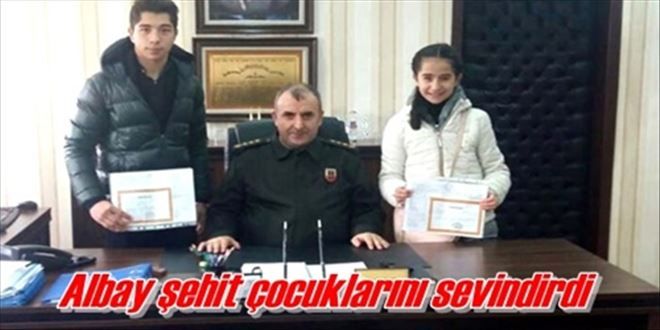 Şehit çocuklarına karne hediyesi