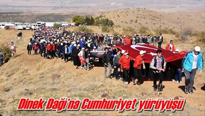 Dinek Dağı´na Cumhuriyet yürüyüşü