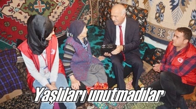 Yaşlıları unutmadılar