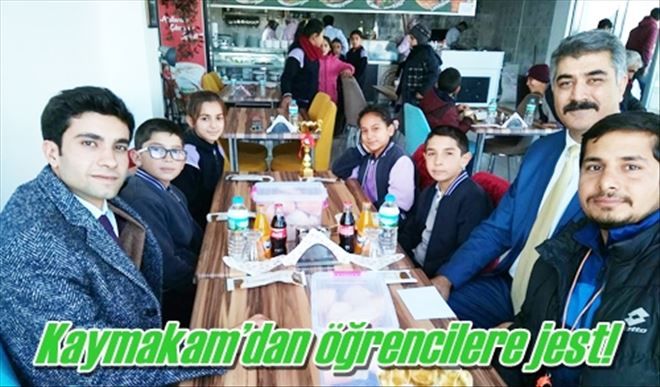 Kaymakam´dan öğrencilere jest!