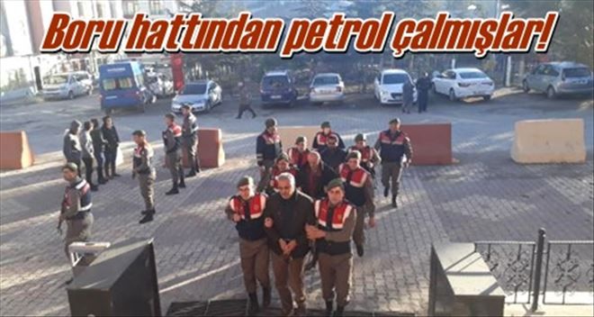 Boru hattından petrol çalmışlar!