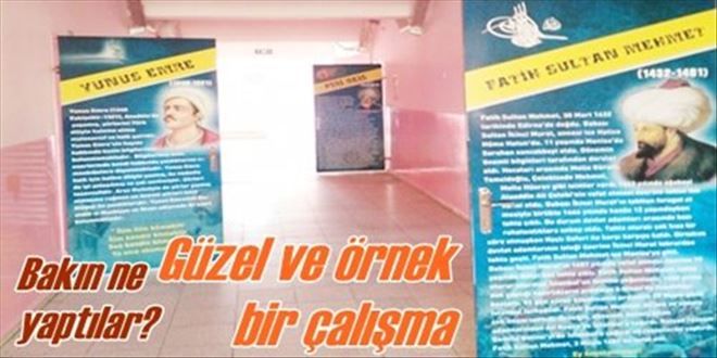 Sınıf kapılarına güzel uygumla