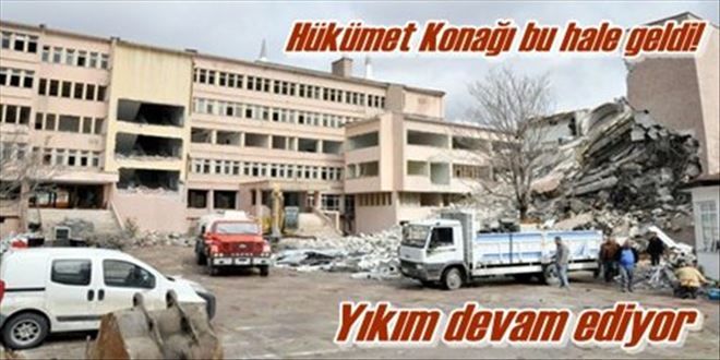 Konağın yıkımı sürüyor