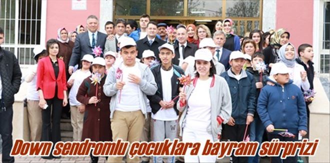 Down sendromlu çocuklara bayram sürprizi 