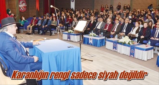 Karanlığın rengi sadece siyah değildir