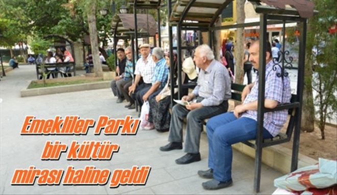 Tarihe tanıklık ediyor
