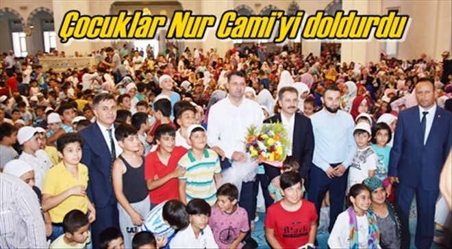 Çocuklar Nur Cami´yi doldurdu