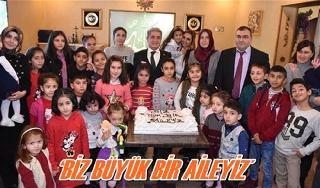 ?BİZ BÜYÜK BİR AİLEYİZ´