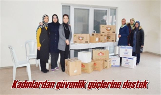 Kadınlardan güvenlik güçlerine destek