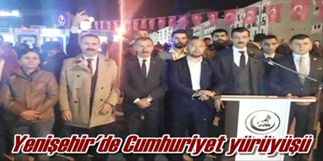 Yenişehir´de Cumhuriyet yürüyüşü