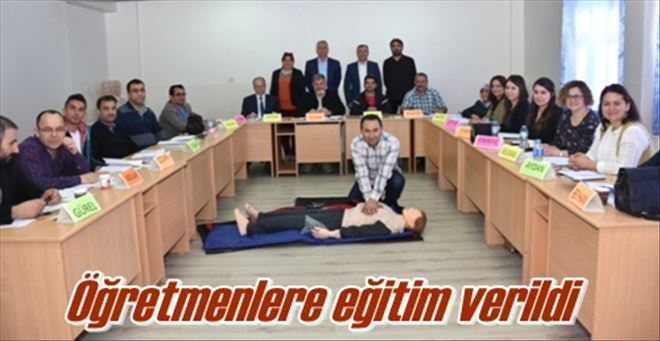 Öğretmenlere eğitim verildi