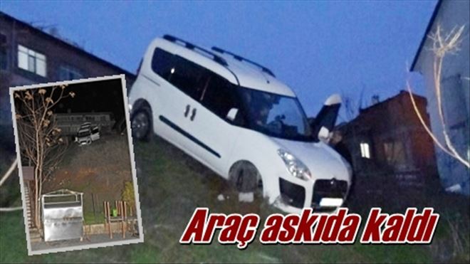 Araç askıda kaldı