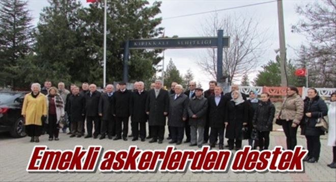 Emekli askerlerden destek
