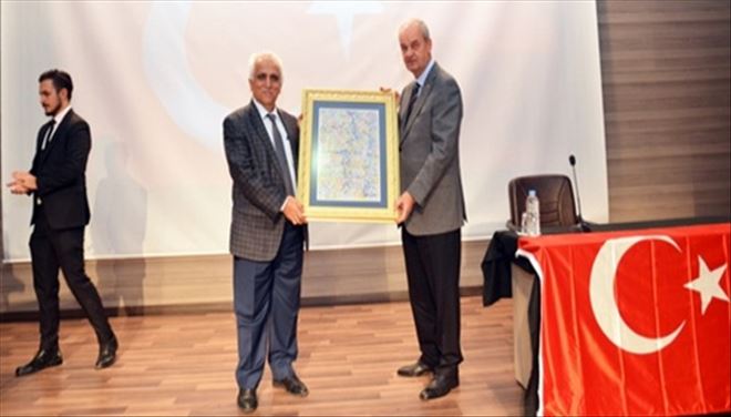 Başbuğ konferans verdi