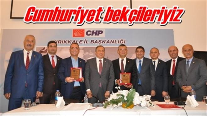 Cumhuriyet bekçileriyiz 