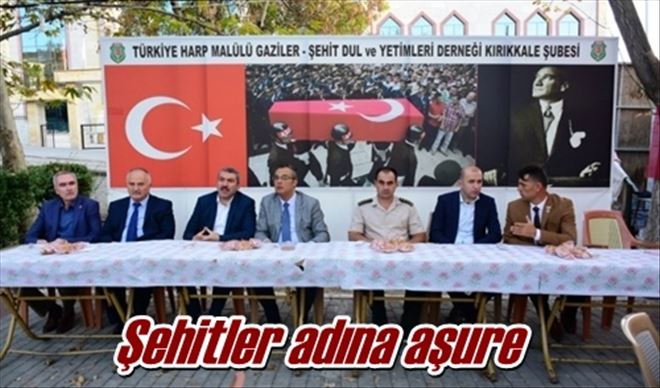 Şehitler adına aşure