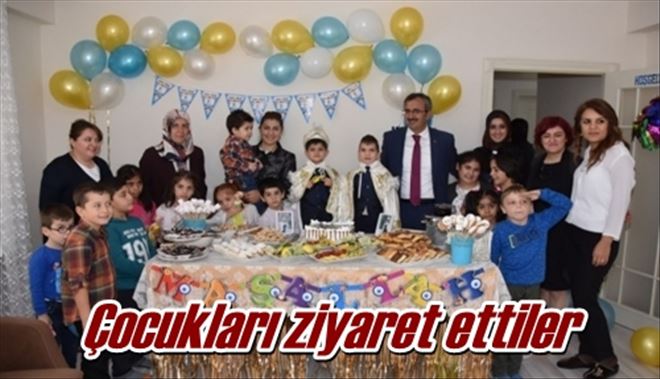 Çocukları ziyaret ettiler