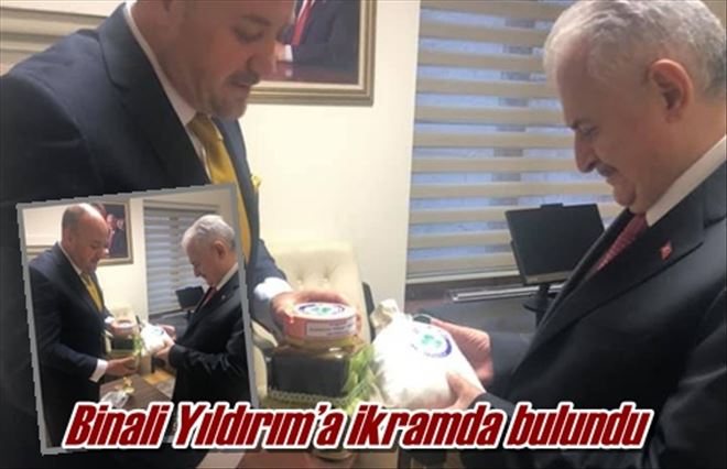 Binali Yıldırım´a ikramda bulundu