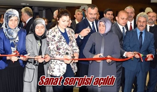 Sanat sergisi açıldı