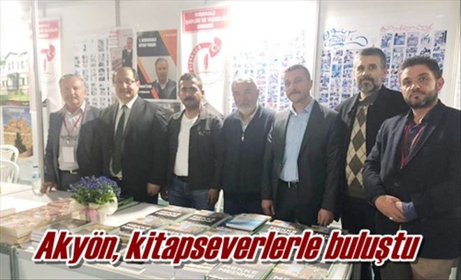 Akyön, kitapseverlerle buluştu 