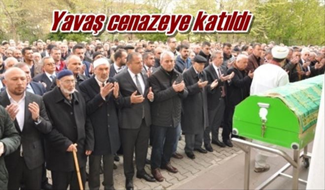 Yavaş cenazeye katıldı
