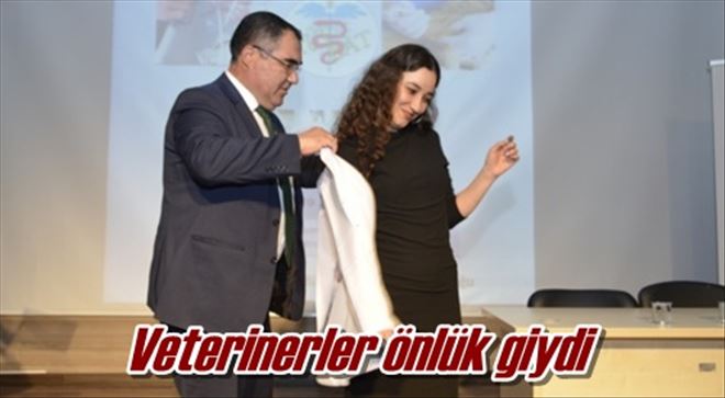 Veterinerler önlük giydi