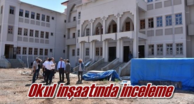 Okul inşaatında inceleme