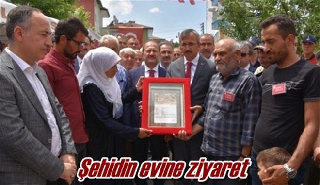 Şehidin evine ziyaret