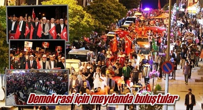 Demokrasi için meydanda buluştular