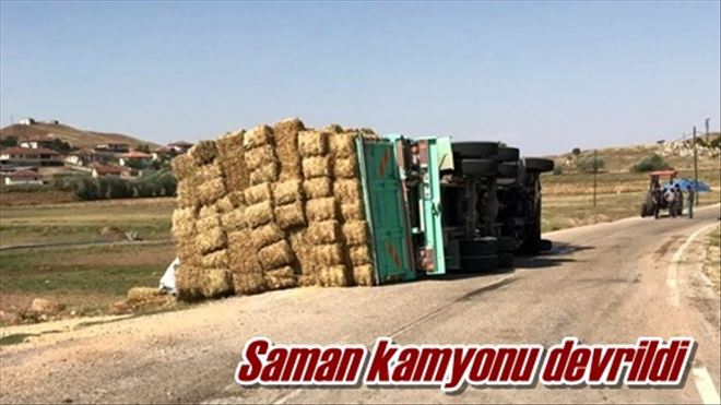 Saman kamyonu devrildi