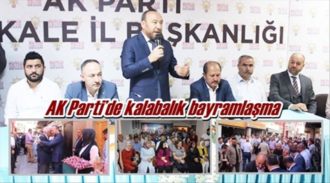 AK Parti´de kalabalık bayramlaşma