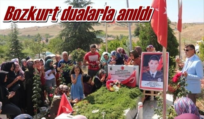 Bozkurt dualarla anıldı