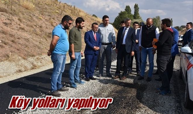 Köy yolları yapılıyor 