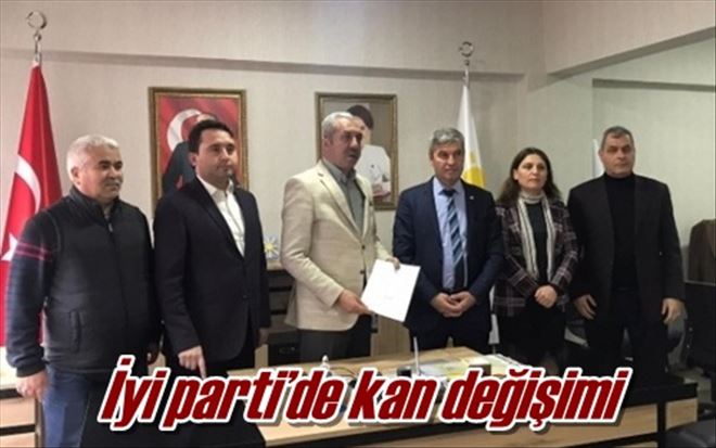 İyi parti´de kan değişimi