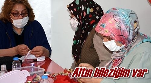 Altın bileziğim var