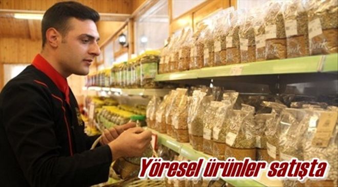 Yöresel ürünler satışta