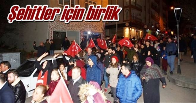 Şehitler için birlik